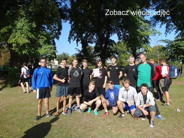 Kliknij i zobacz wi�cej zdj��