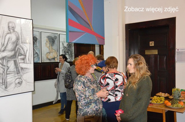 Kliknij i zobacz wi�cej zdj��